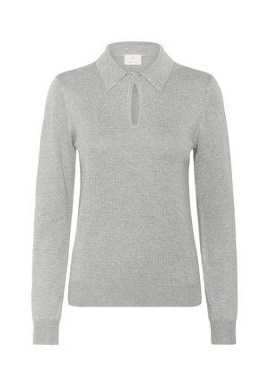 Suéter de punto de manga larga en gris claro con cuello, una pequeña abertura en forma de llave y costuras decorativas alrededor del escote.
