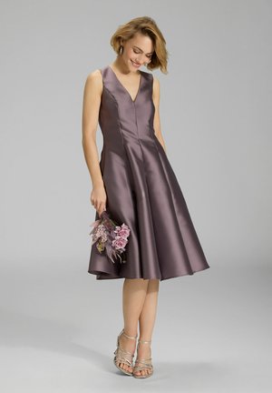 Occasion wear - lilac