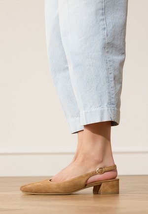 Manfield, Klassieke pumps - cognac