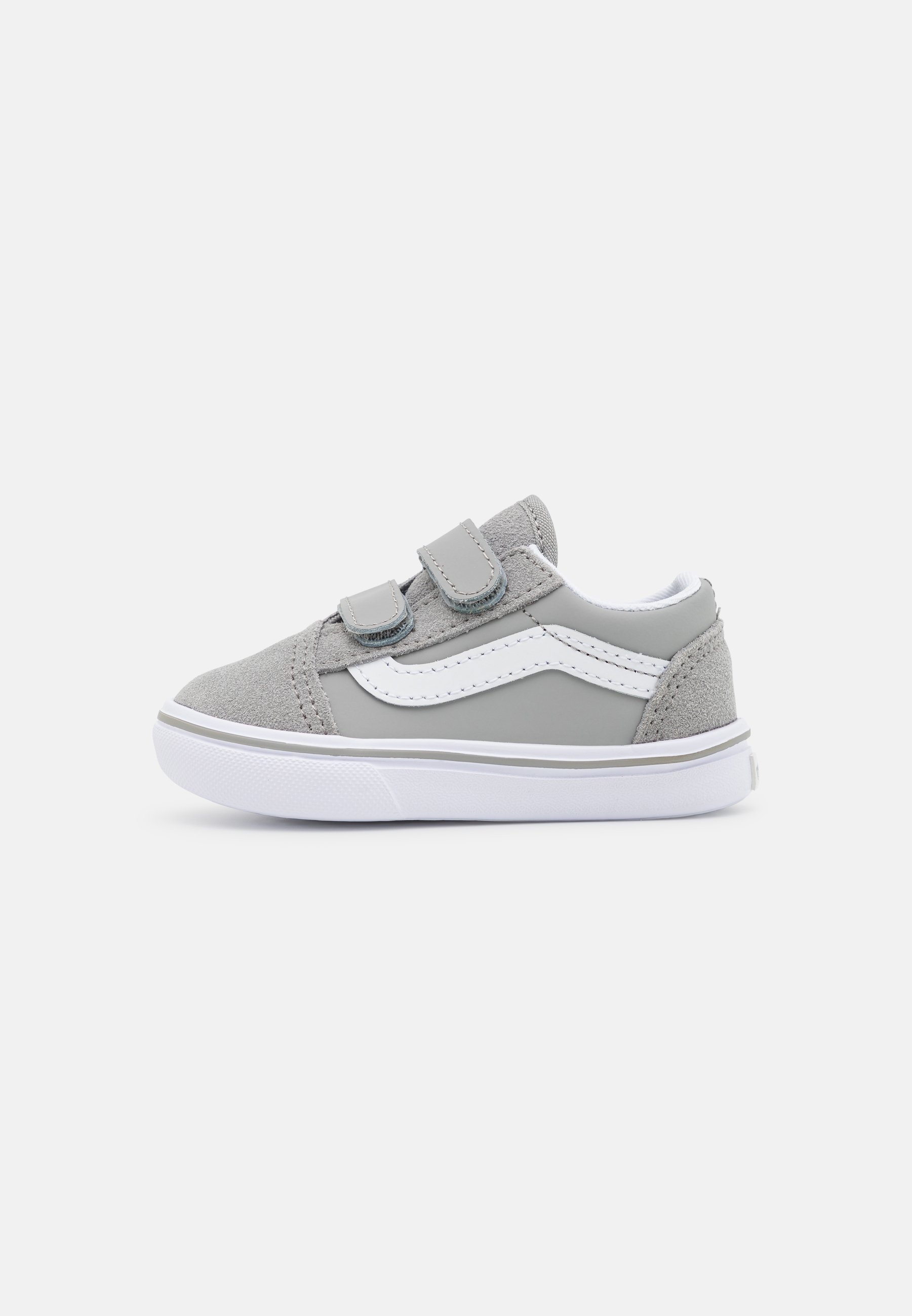 vans comfycush old skool black white