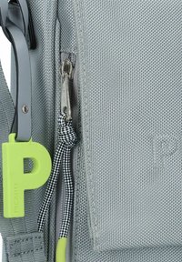 Picard LUCKY ONE 22.5 CM - Umhängetasche - silber