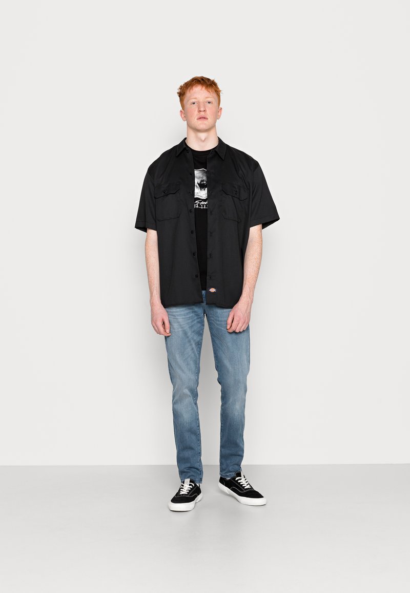 Herren Skinny Fit | Cars Jeans BATES Jeans Slim Fit lisbon wash/blue denim - AW92839 Herren Skinny Fit | Cars Jeans BATES Jeans Slim Fit lisbon wash/blue denim - AW92839