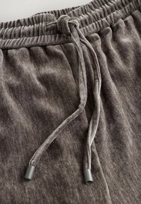 Non sélectionné, grey