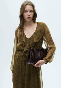 Mango Dnevna obleka - green