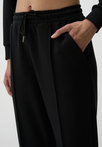Jimmy Key HIGH WAIST JOGGER  - Trainingsbroek - black