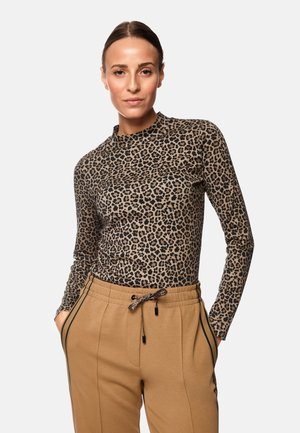 Long sleeved top - milk coffee