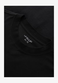 Non sélectionné, black