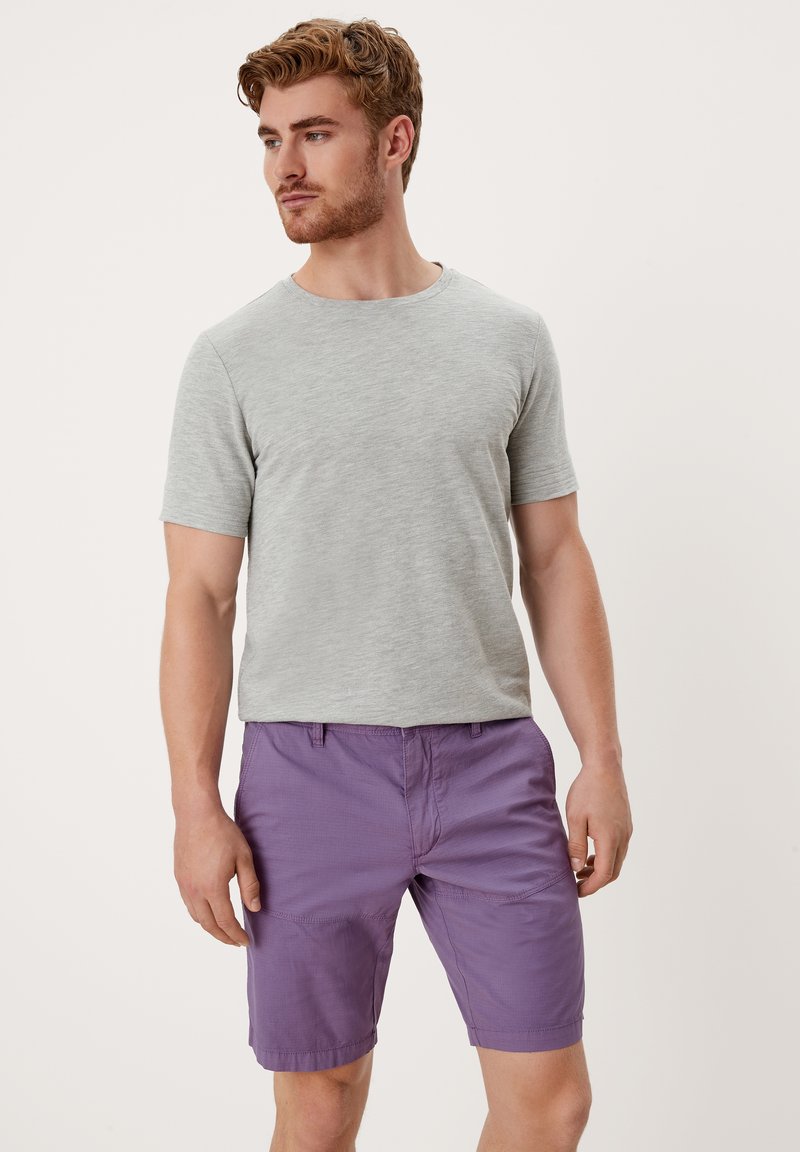 s.Oliver Short - purple