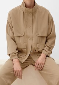 s.Oliver Let jakke / Sommerjakker - beige