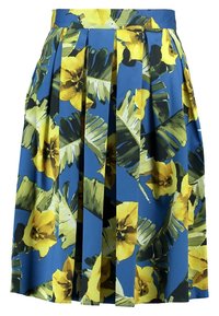 Gonna plissettata blu con un grande motivo di fiori gialli e foglie tropicali verdi.