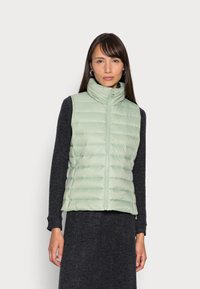 Marc O'Polo VEST STAND UP COLLAR FRONT ZIPPER - Colete - breezy mint