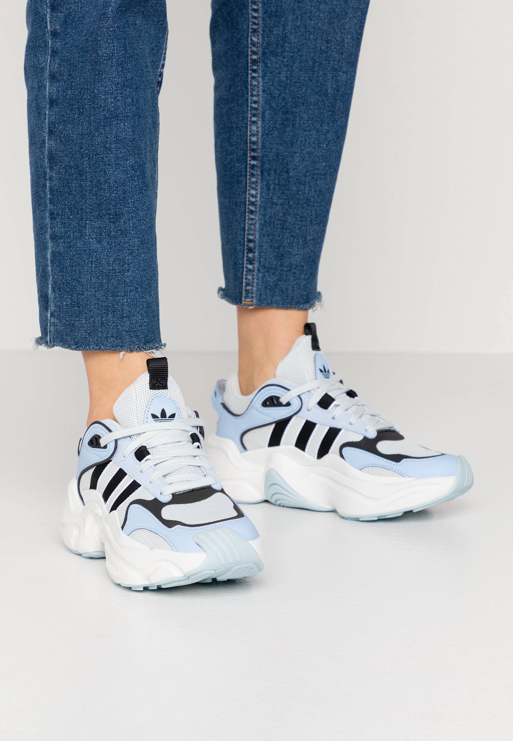 adidas magmur