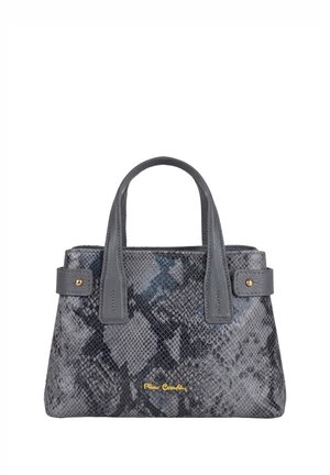 Borsa grigia con motivo pelle di serpente, doppi manici superiori, cinturini laterali con borchie dorate e logo del marchio dorato al centro frontale.