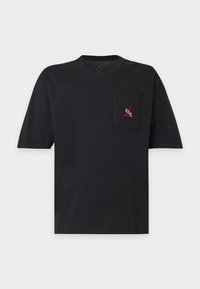 Δεν επιλέχθηκε, black/gym red