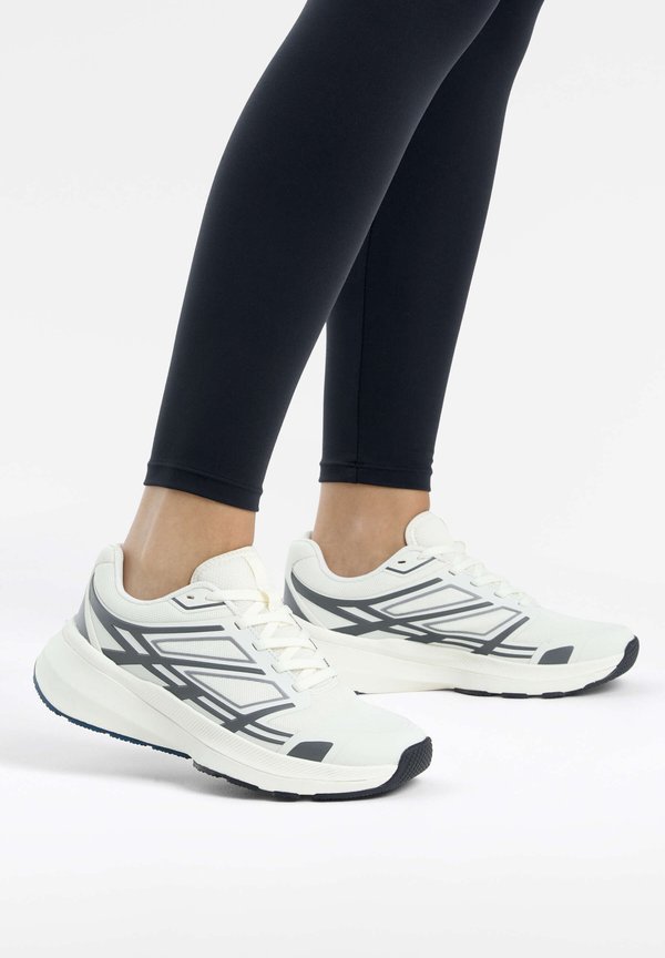 DAILY - Laufschuh Straße