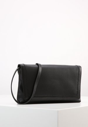 Clutch - black