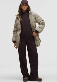 Ikke valgt, warm ash grey