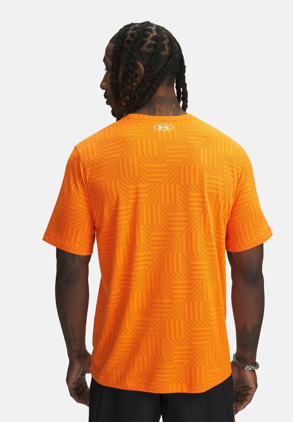 TECH VENT GEOTESSA - Sports T-shirt - solar orange3