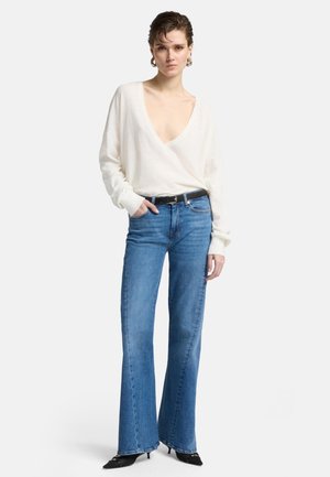 FLARE FIT DOJO TAILORLESS - Jean flare - light blue