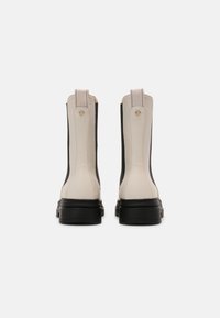 Tamaris Bottes - ivory/black