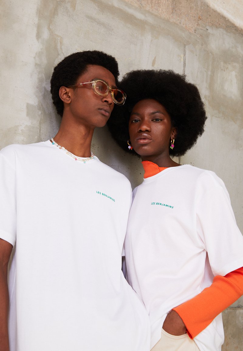 Herren T-shirts & Polos | Les Benjamins UNISEX T-Shirt print optic white/weiß - TA57322 Herren T-shirts & Polos | Les Benjamins UNISEX T-Shirt print optic white/weiß - TA57322