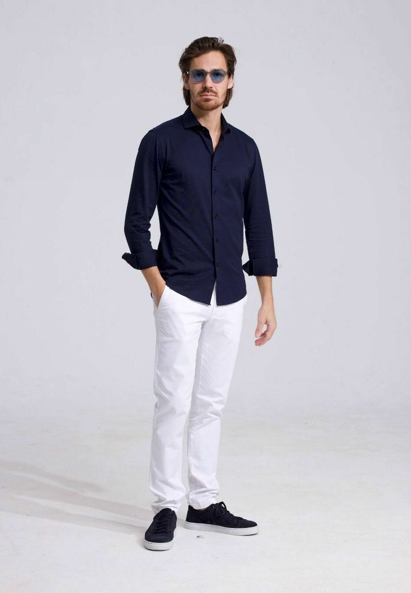 NØLSON STRÅCKA STRETCH - Overhemd - dark blue