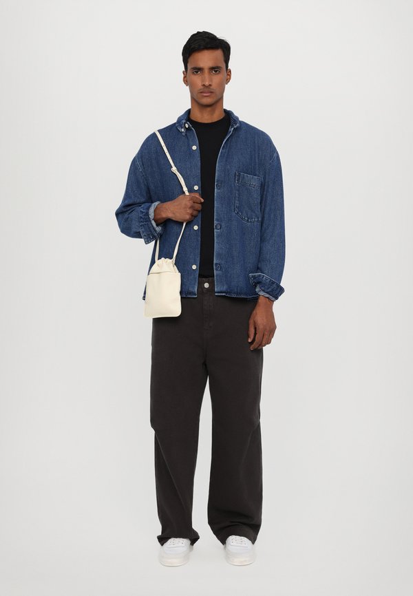 CLOUD POUCH UNISEX - Umhängetasche - cream