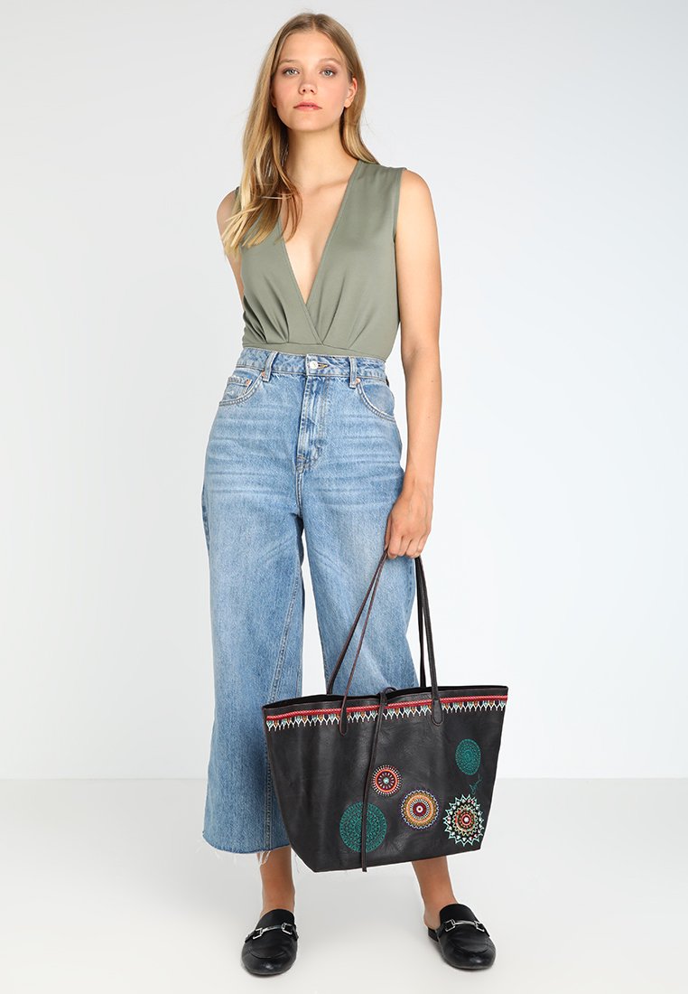 sac capri desigual