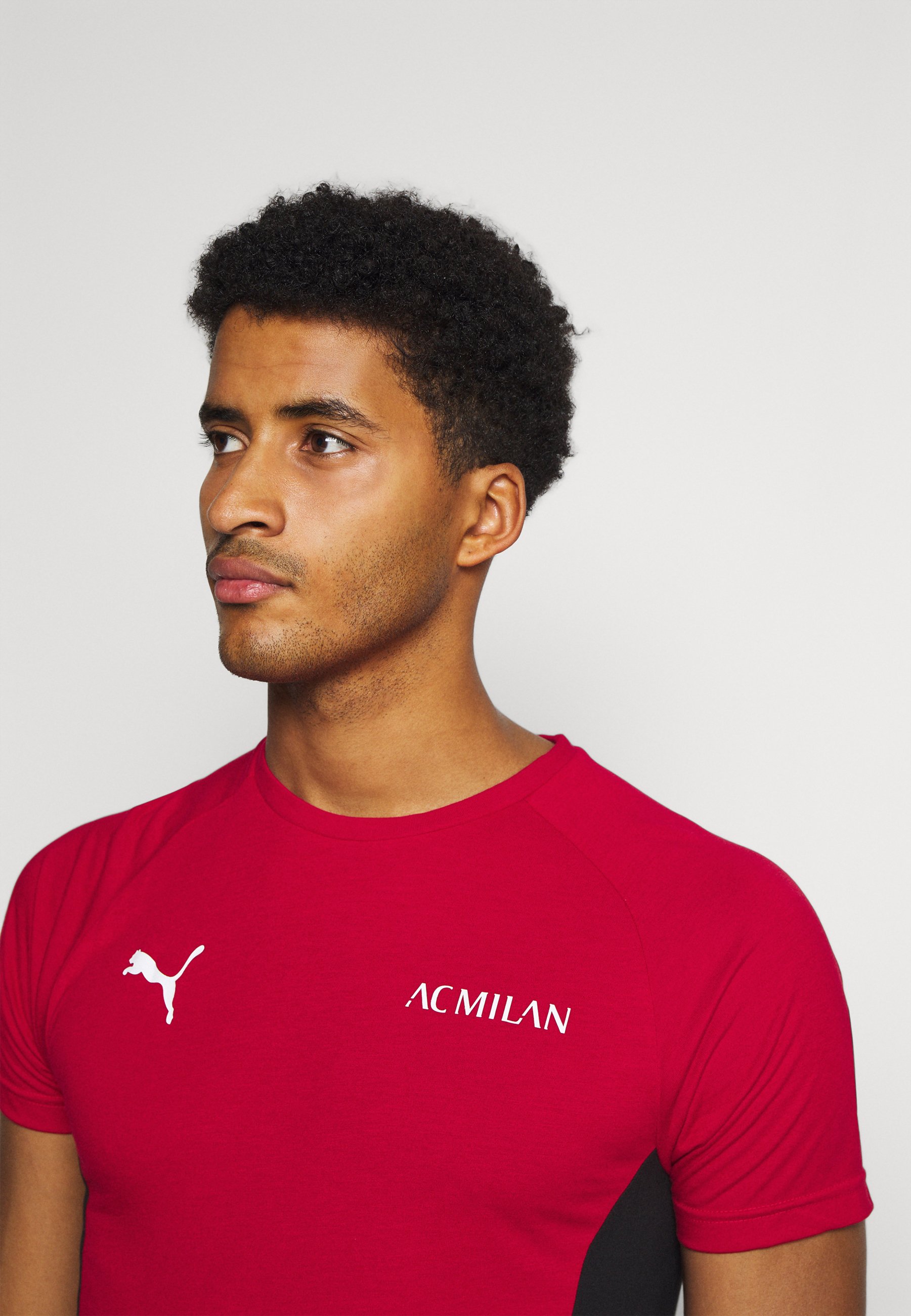 Puma AC MAILAND EVOSTRIPE TEE - Vereinsmannschaften - tango red/black/rot -  Zalando.de