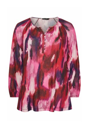 Blusa de manga larga en un patrón abstracto de colores rosa, rojo y púrpura. Presenta un escote estilo henley con cuatro botones decorativos y mangas fruncidas.