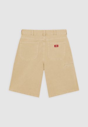 Shorts cargo beige con design a gamba dritta, dotati di due tasche posteriori e una tasca laterale, realizzati in tessuto di cotone resistente.