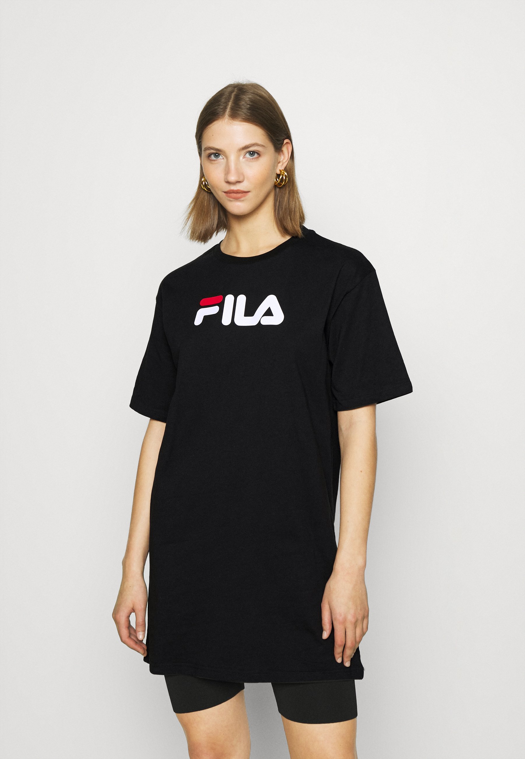 robe fila noir