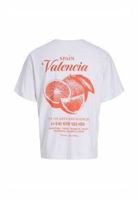 T-shirt blanc avec un graphisme orange d'oranges de Valence et un texte faisant référence à Valence, en Espagne, ville des arts et des sciences, ainsi qu'un numéro de téléphone.