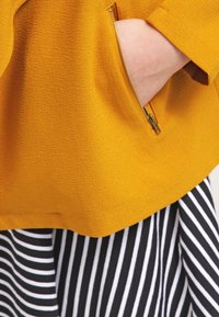 Even&Odd Blazer - ochre