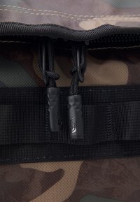 The North Face BASE CAMP DUFFEL - M - Saco de viagem - kelp tan/black