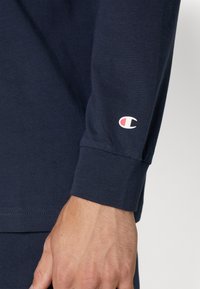 Champion LONG SLEEVE - Hosszú ujjú felső - dark blue