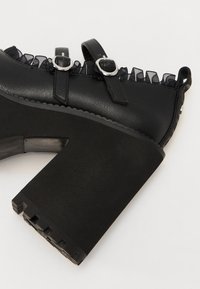 Buffalo KILLAH MARY - High heels - black