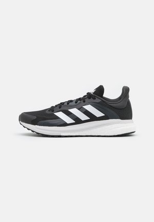 SOLARGLIDE 4 ST - Neutral running shoes - core black/footwear white/grey six