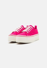Even&Odd Tossud - pink