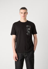 Thumbnail Image 4