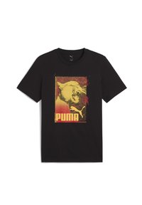 La camiseta de algodón negra presenta un gráfico amarillo y rojo de un pantera rugiente con el texto "PUMA", mostrando colores vibrantes y un diseño audaz.