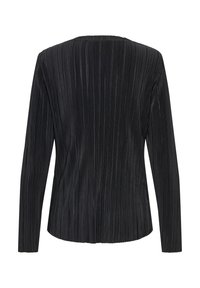 Μαύρο τοπ με μακριά μανίκια που διαθέτει κάθετες πιέτες, ομαλή υφή και στρογγυλή λαιμόκοψη. Η πίσω όψη είναι απλή χωρίς επιπλέον διακόσμηση.