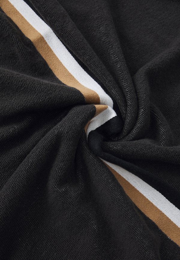 FASHION TOWEL - Beach towel3