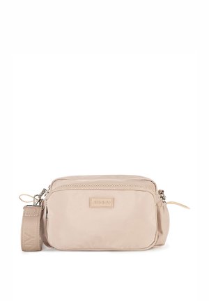 Beżowa prostokątna torba na ramię z przednią kieszenią na suwak, naszywką z napisem "JENNY" oraz szerokim regulowanym paskiem z metalowymi klamrami.