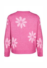 Różowy sweter z dzianiny z dużymi, jasnoróżowymi wzorami kwiatowymi, okrągłym dekoltem oraz ściągaczami przy hemie i mankietach. Miękka tekstura, luźny krój.