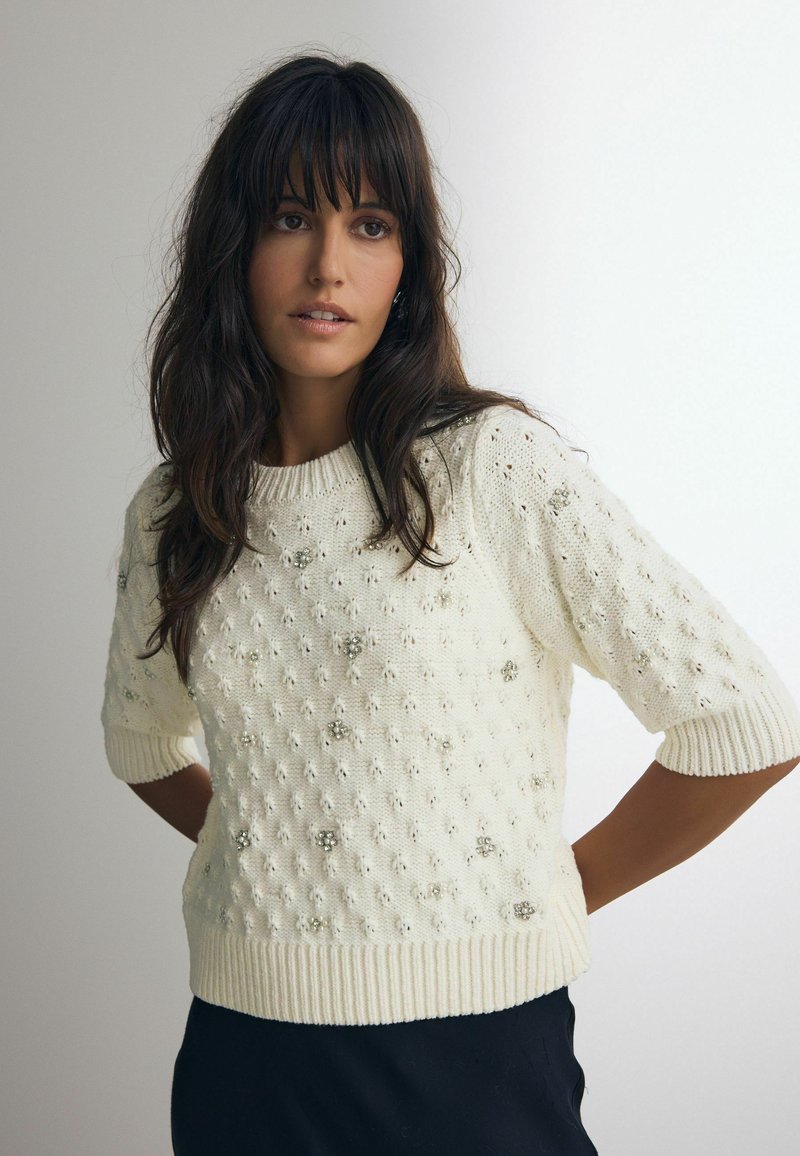 Next EMBELLISHED GEM SHORT SLEEVE - REGULAR FIT - Tricou cu imprimeu - white ecru