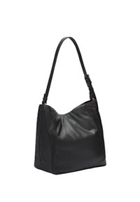 Czarna skórzana torba na ramię z regulowanym paskiem, miękka w dotyku i o prostokątnym kształcie na białym tle.