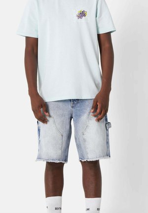 CARPENTER - Shorts vaqueros - light blue