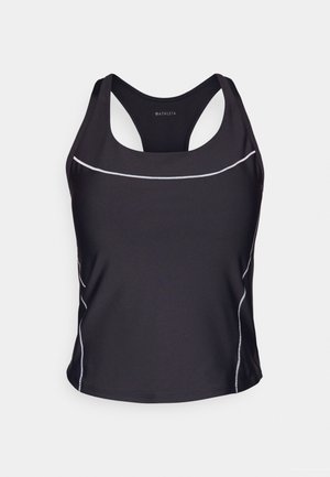 Schwarzes Sporttanktop mit Racerback-Design, weißen Nähdetails und glattem, dehnbarem Stoff für Komfort und Beweglichkeit.