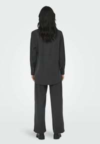 JDY OLLI LS NOOS - Camicia - phantom